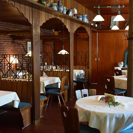 호텔 Landgasthof Buch 3*