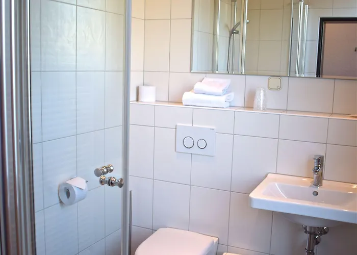 Szálloda Landgasthof Buch