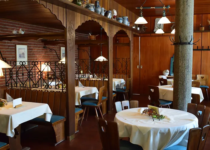 Szálloda Landgasthof Buch 3*